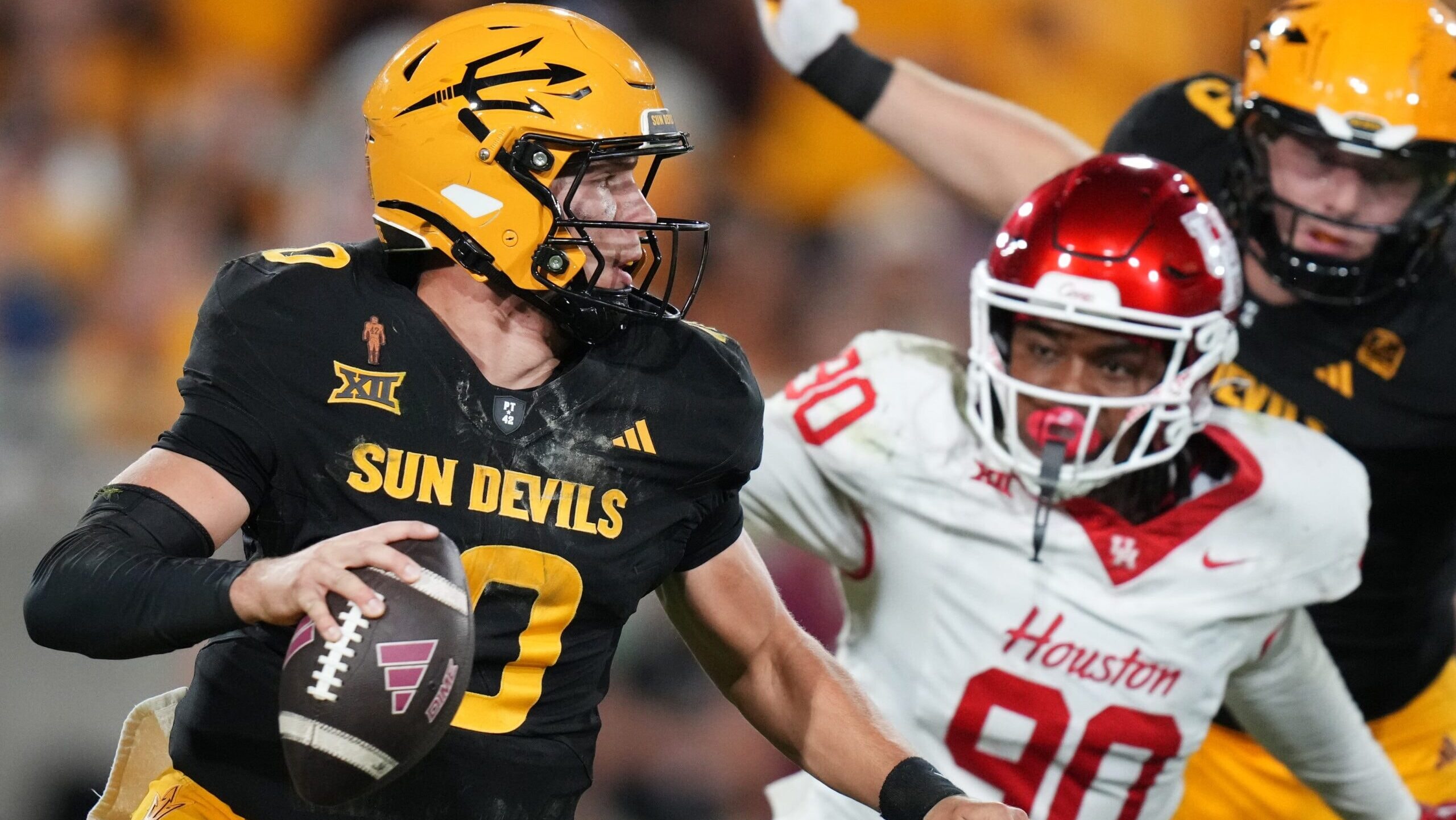 LSU quarterback Sam Leavitt projected to top 3,000 passing yards in 2026 DFS projections