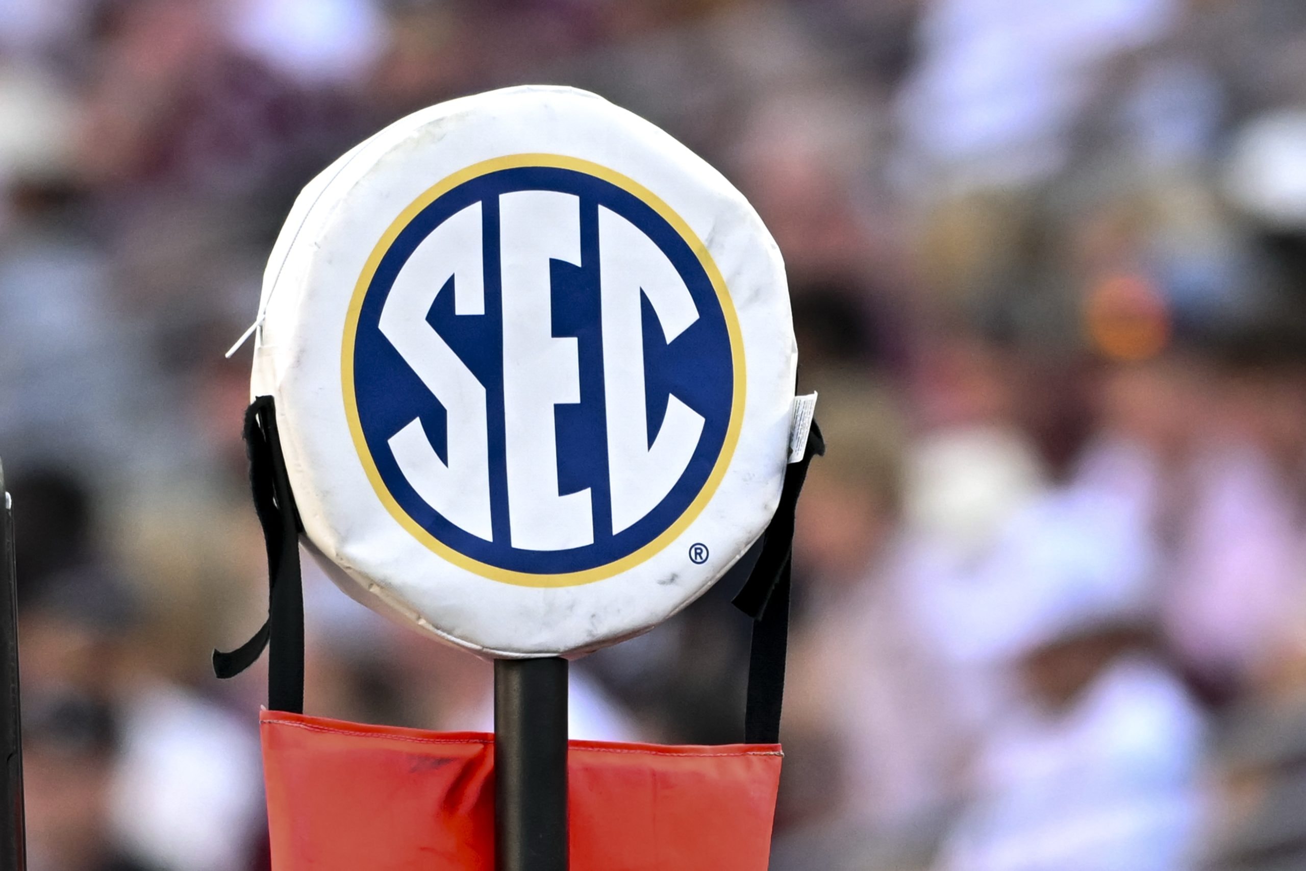 Louisiana judge blocks SEC from penalizing programs that field players who previously signed pro contracts