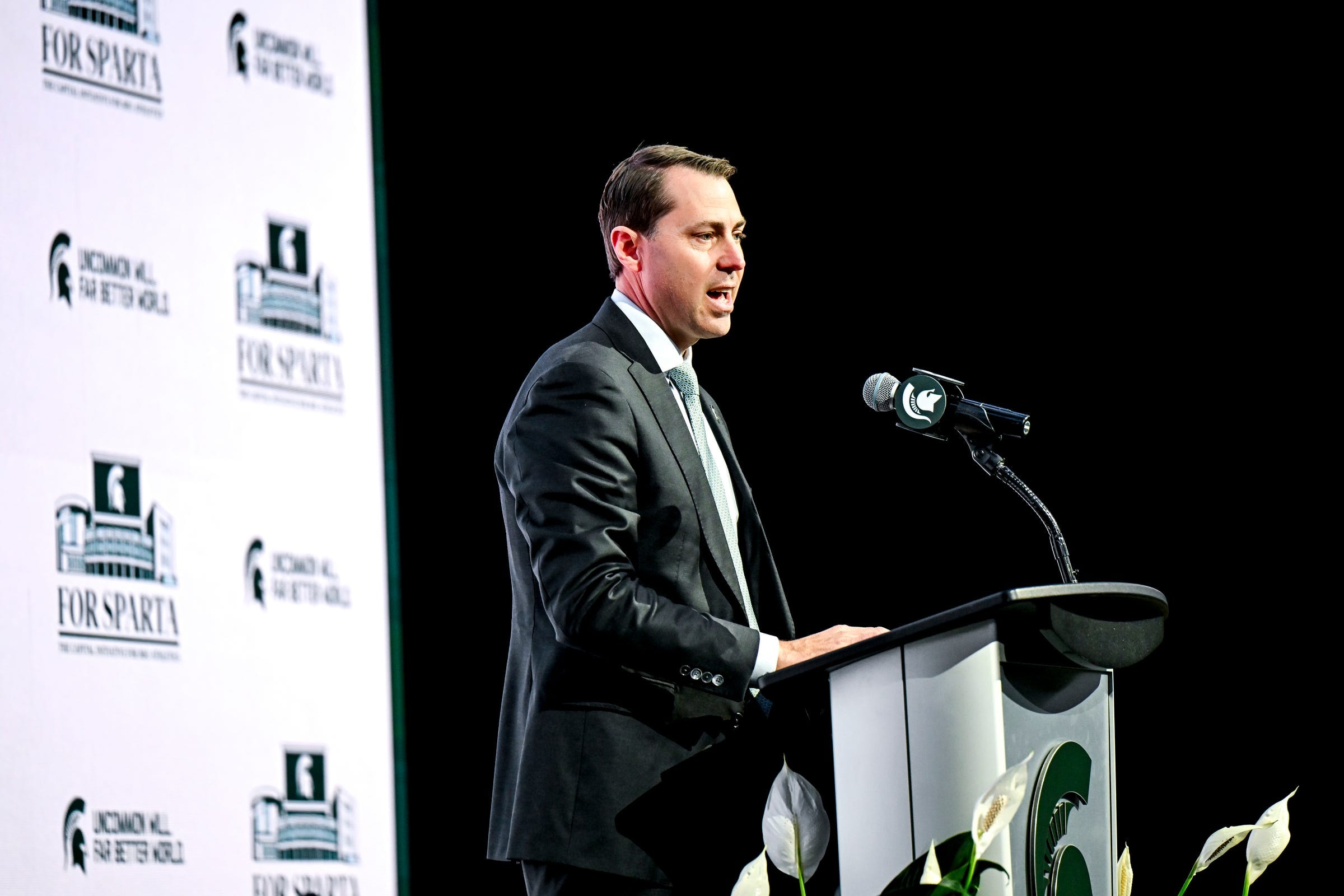 Kentucky names J Batt as new athletics director, ending Mitch Barnhart’s era