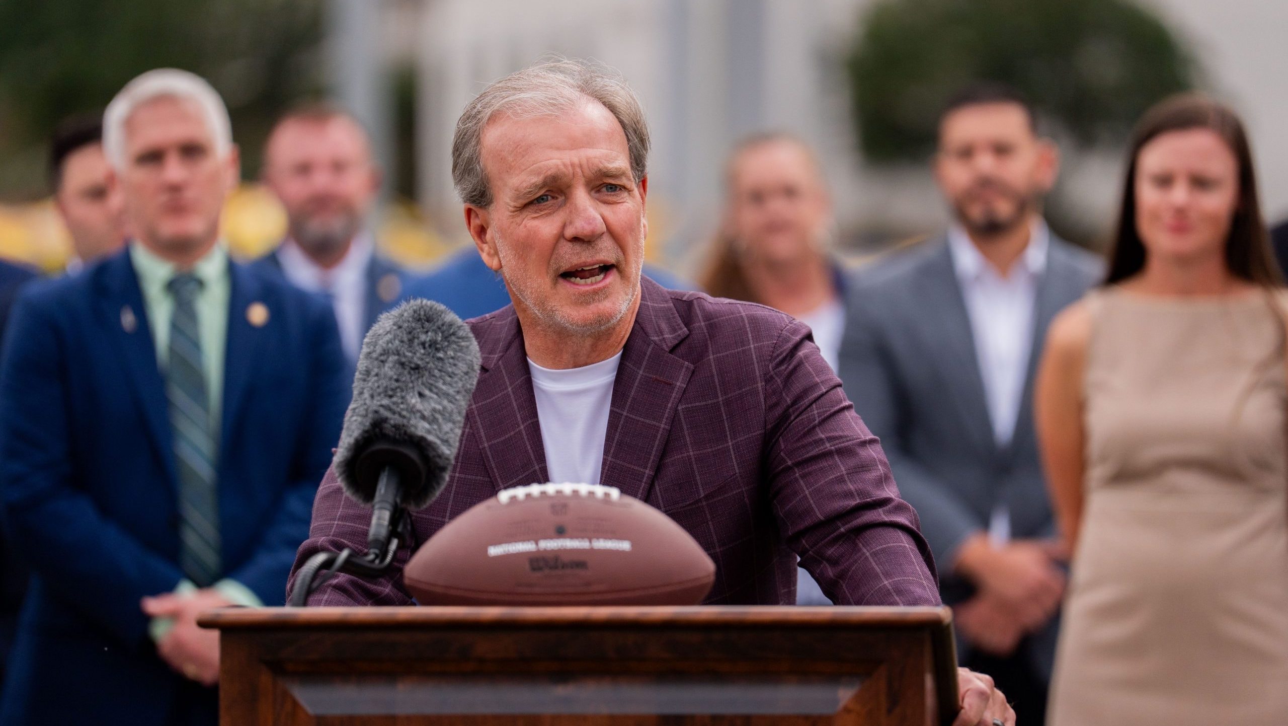Jimbo Fisher: LSU fans won’t be patient with Lane Kiffin heading into Clemson clash