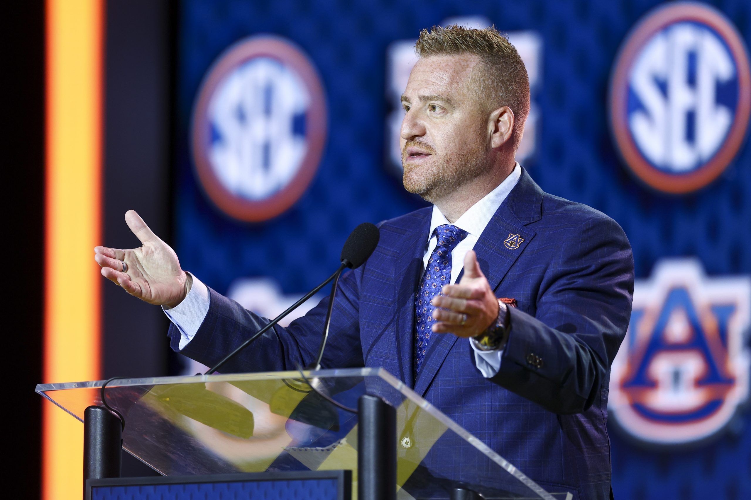 Alex Golesh and Byrum Brown’s “running joke” offers a look at Auburn’s early mindset