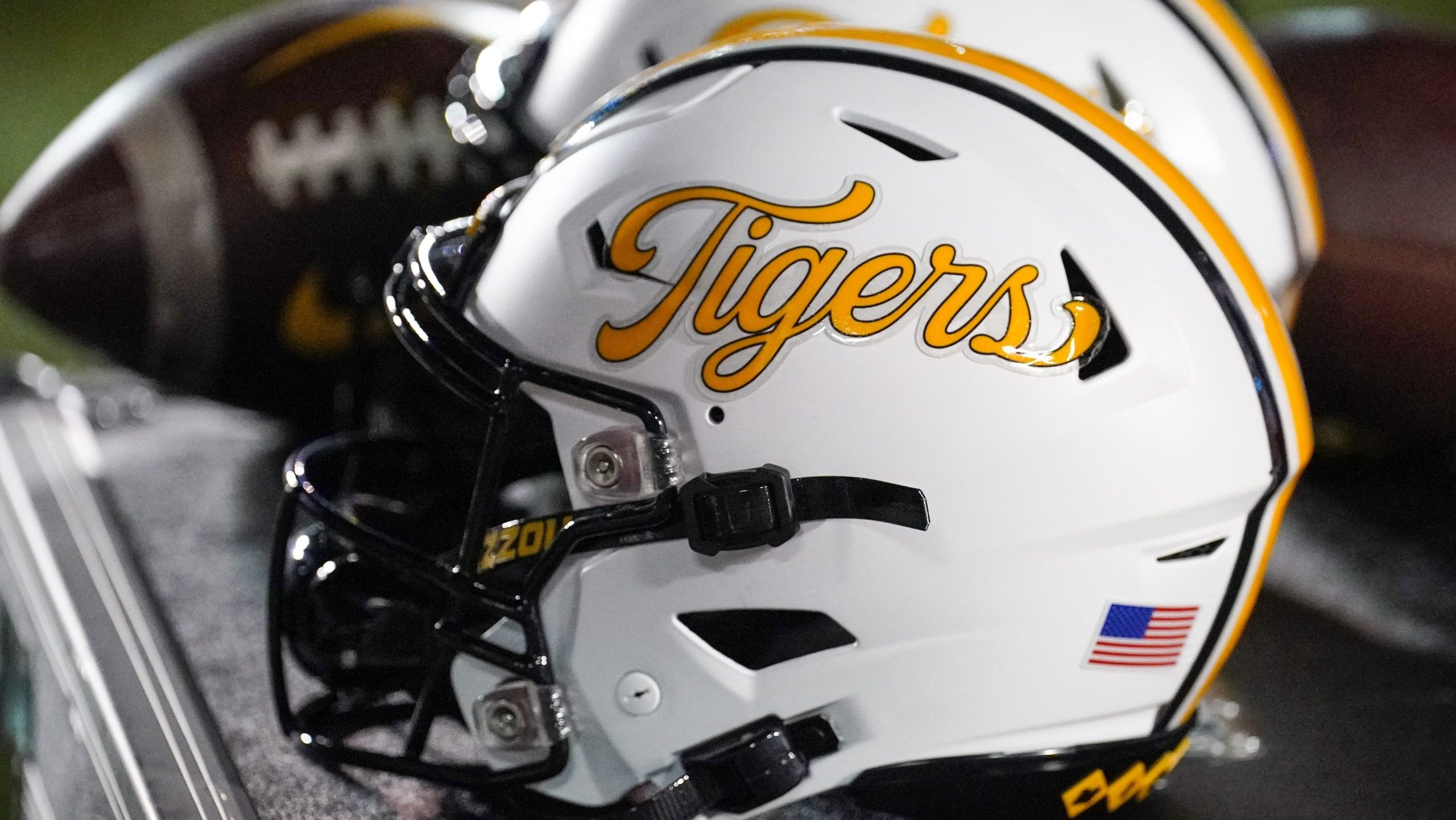 U.S. Senate resolution recognizes Missouri as 1960 national football champions