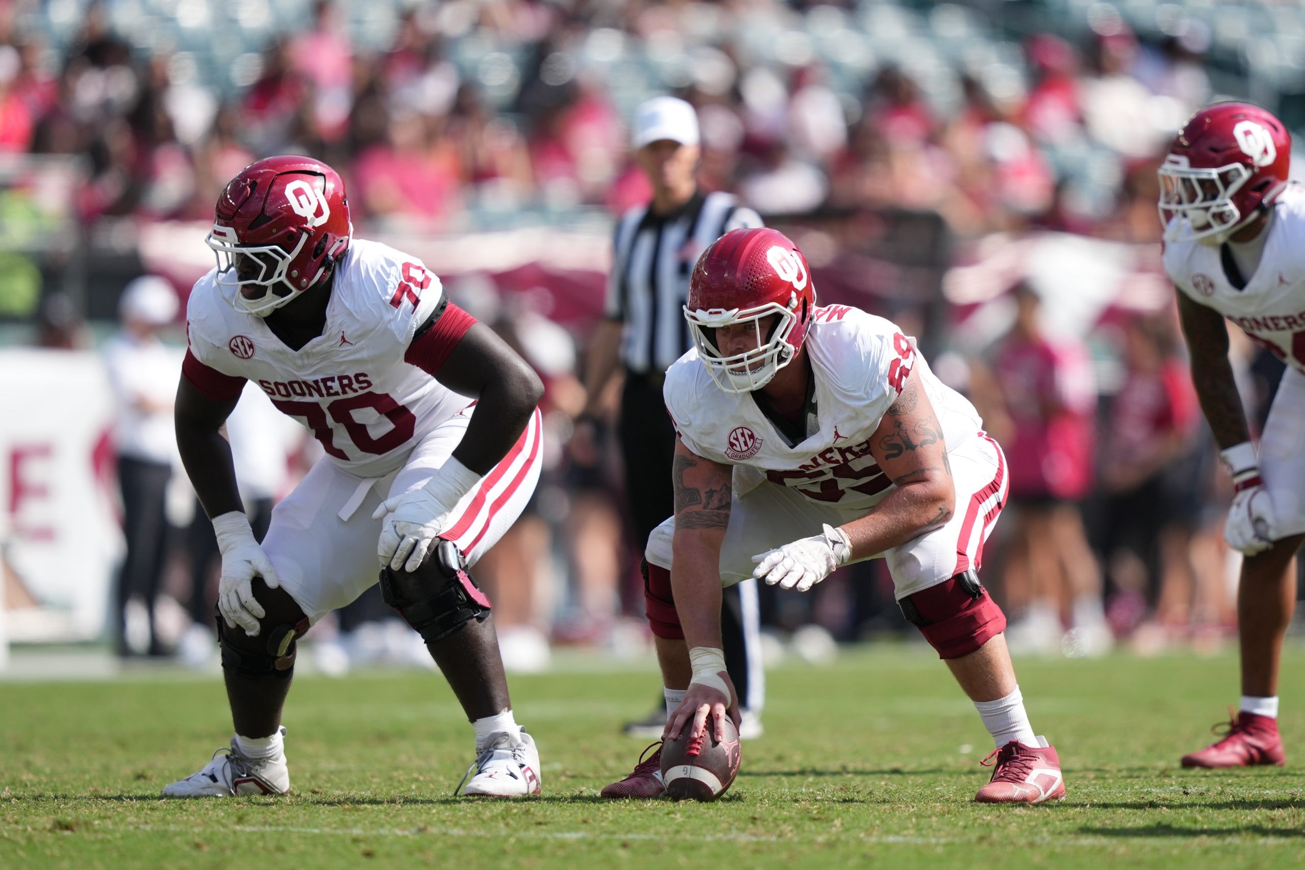 Oklahoma center Jake Maikkula receives encouraging injury update after Saturday setback, report says