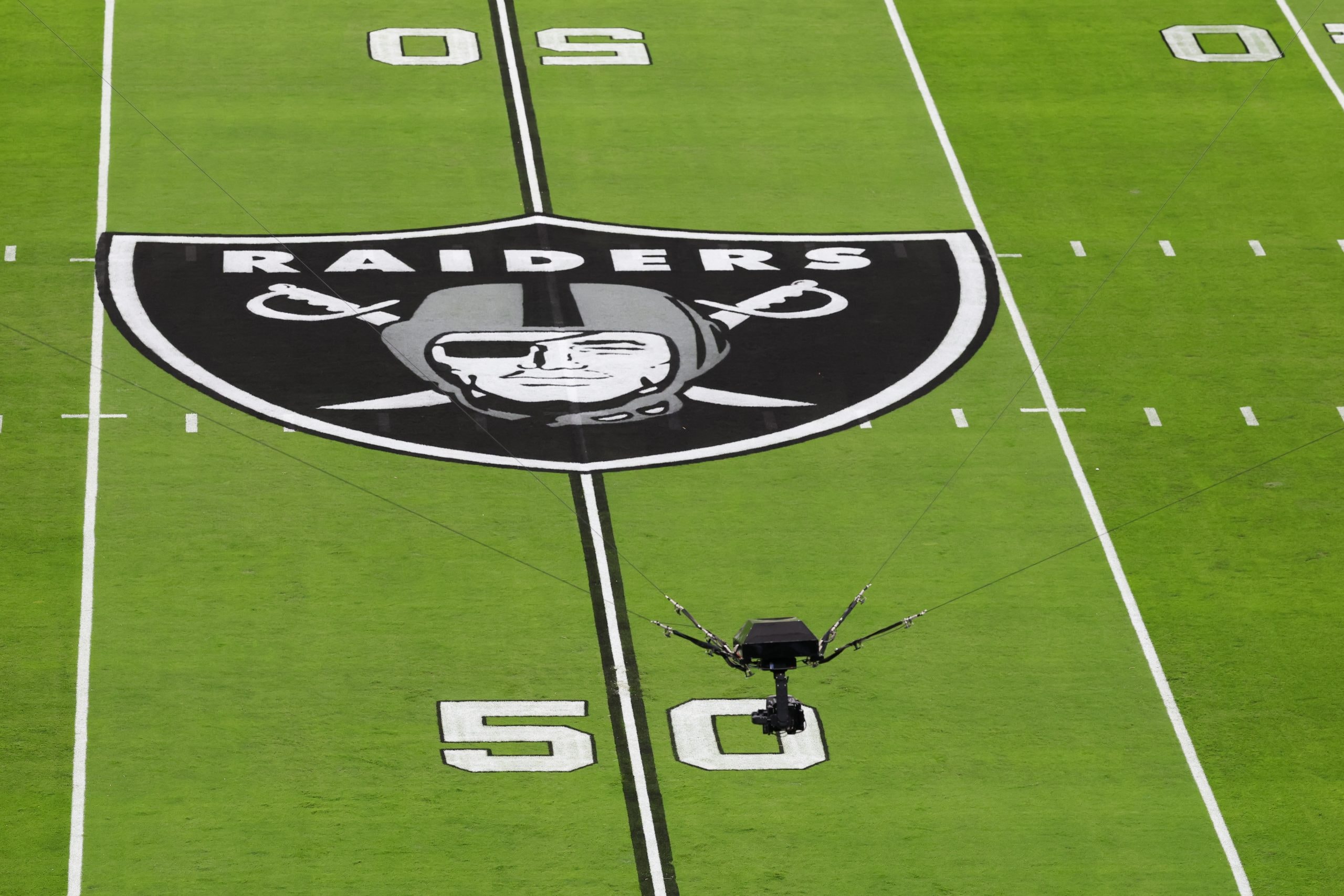 Raiders make roster cut, releasing former Mizzou tight end and NFL veteran