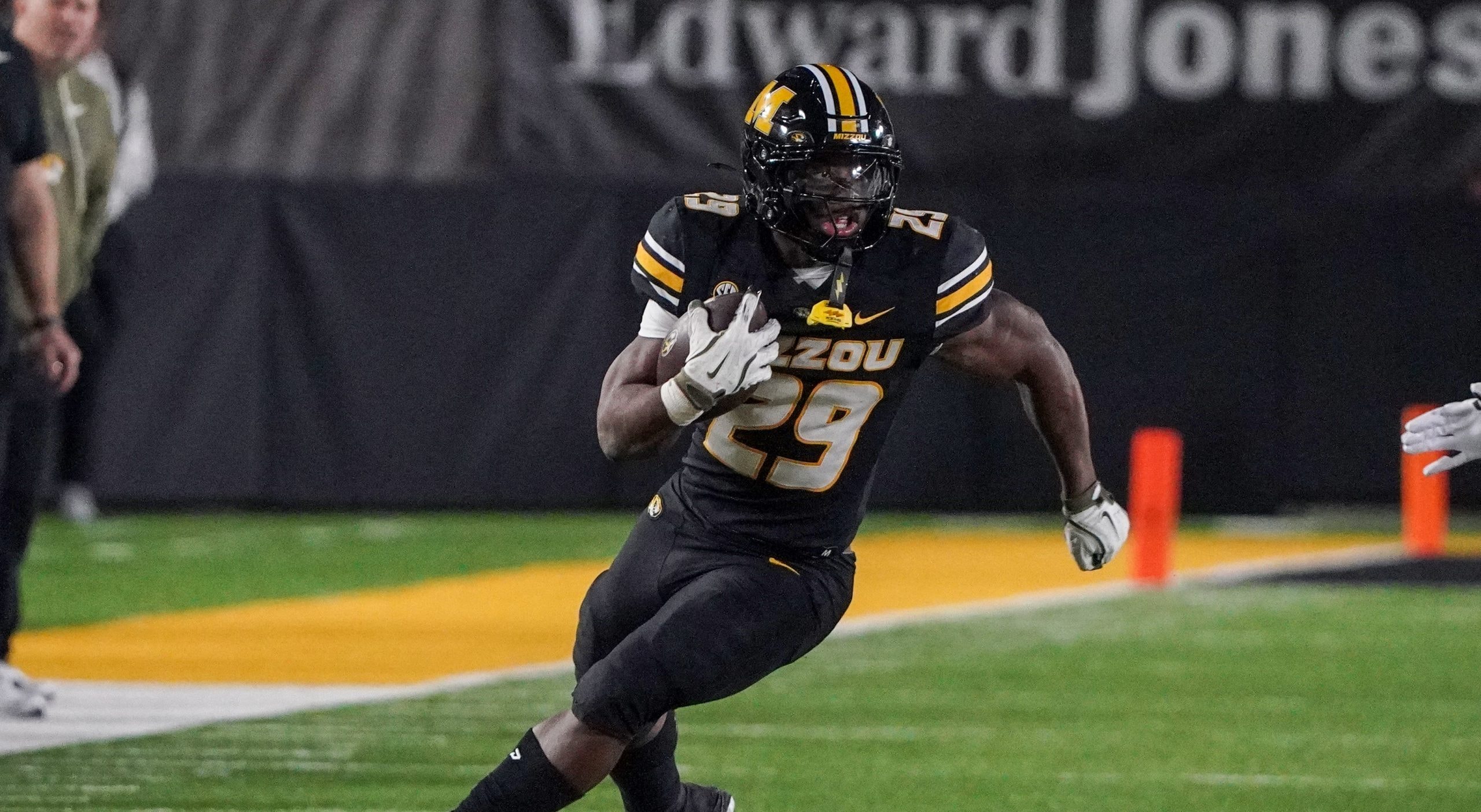 Eli Drinkwitz updates Missouri on Ahmad Hardy’s recovery after Saturday practice