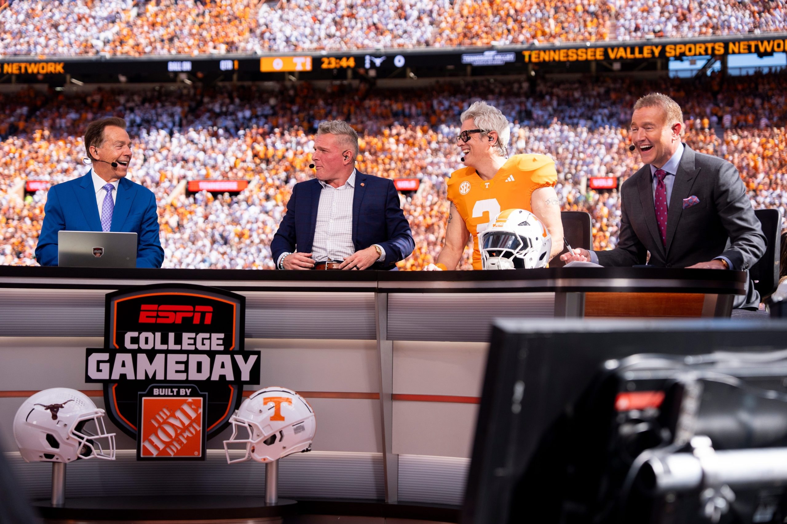 College GameDay to broadcast indoors ahead of Georgia-Alabama as Hurricane Isaias looms