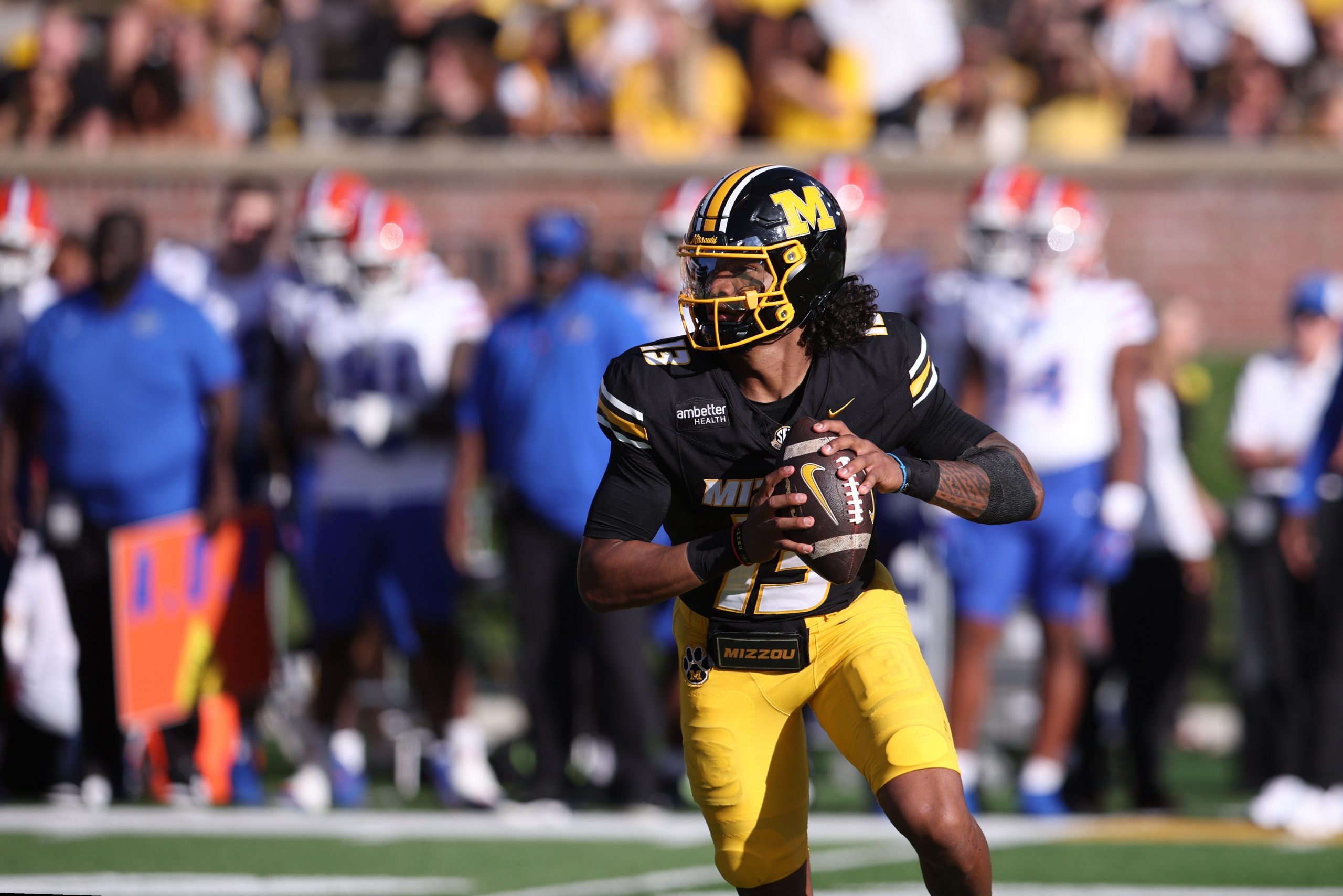 Austin Simmons earns a spot in Saturday Down South’s top 7 quarterback list for Week 6